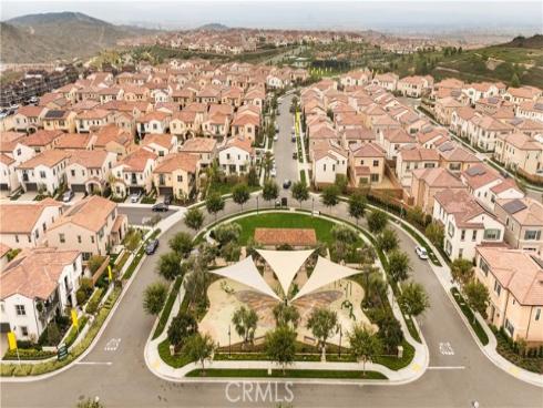 157 Fairgreen , Irvine, CA