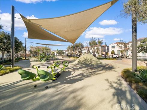 157 Fairgreen , Irvine, CA