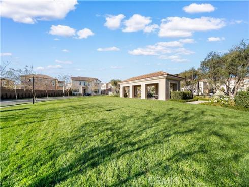 157  Fairgreen  , Irvine, CA