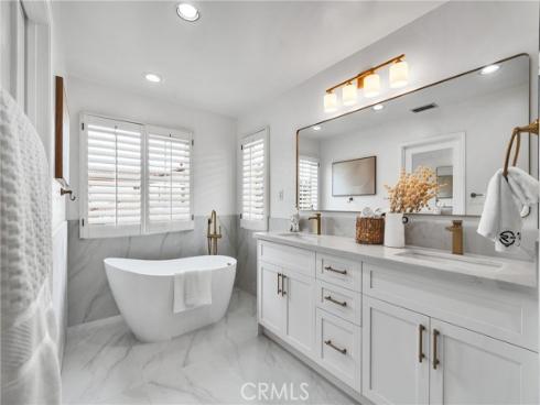 57  Waterman  , Irvine, CA