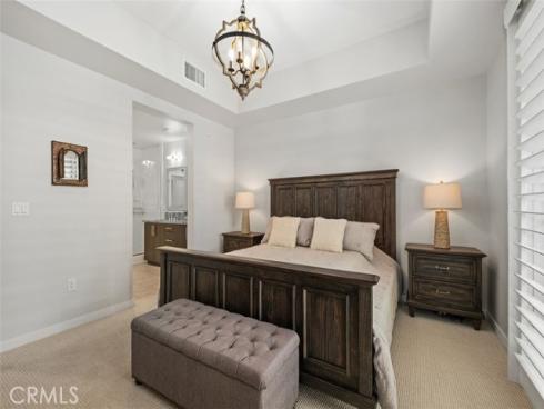 21  Gramercy  202 , Irvine, CA