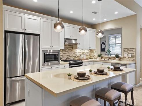 172 Bishop , Irvine, CA