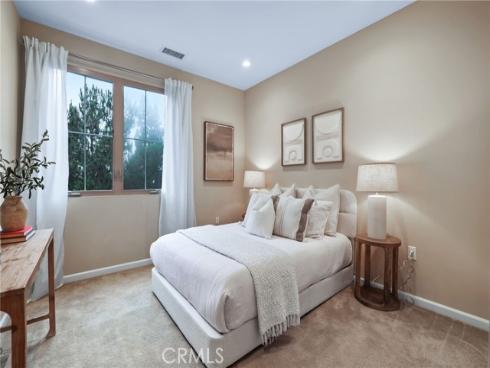 172 Bishop , Irvine, CA