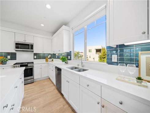 115 Episode , Irvine, CA