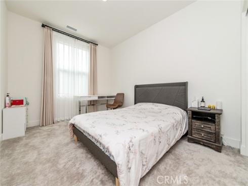 258  Maricopa  , Irvine, CA