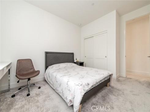 258  Maricopa  , Irvine, CA