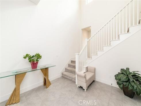 258  Maricopa  , Irvine, CA