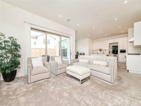 258  Maricopa  , Irvine, CA