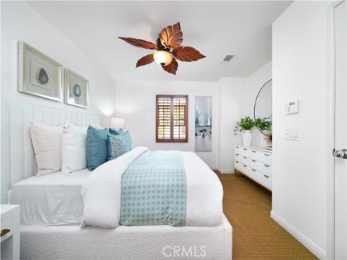 49  Canal  , Irvine, CA