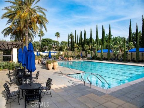 49  Canal  , Irvine, CA