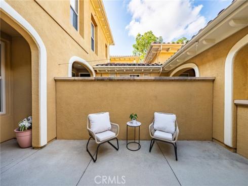 123  Chantilly  , Irvine, CA