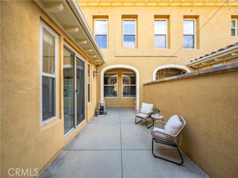 123  Chantilly  , Irvine, CA