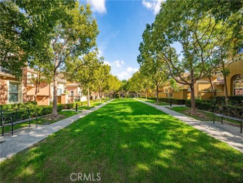123  Chantilly  , Irvine, CA