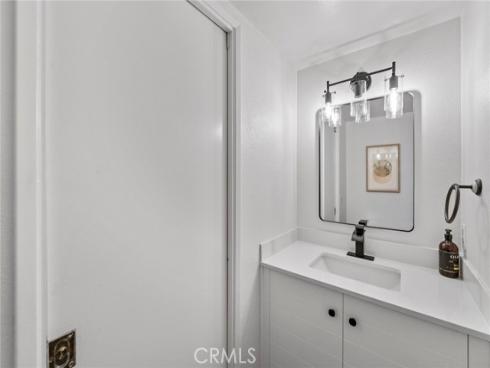 7  Boone  , Irvine, CA