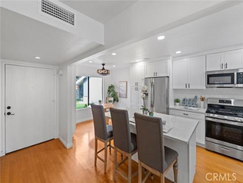 7  Boone  , Irvine, CA