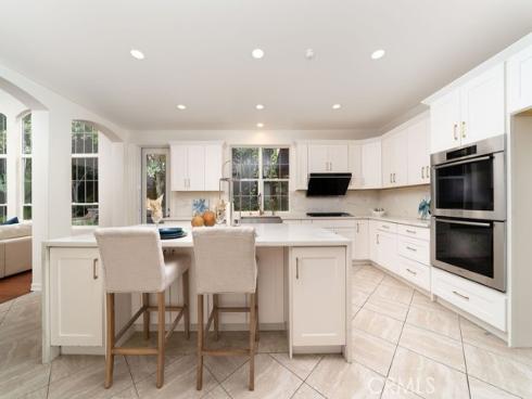 60  New Dawn  , Irvine, CA