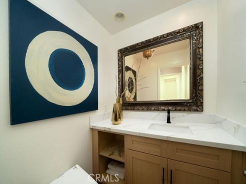 60  New Dawn  , Irvine, CA