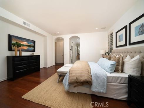 60  New Dawn  , Irvine, CA