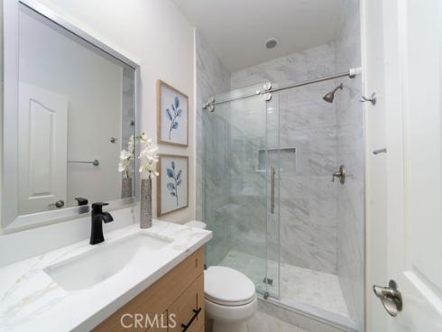 60  New Dawn  , Irvine, CA