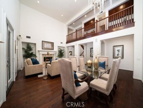 60  New Dawn  , Irvine, CA