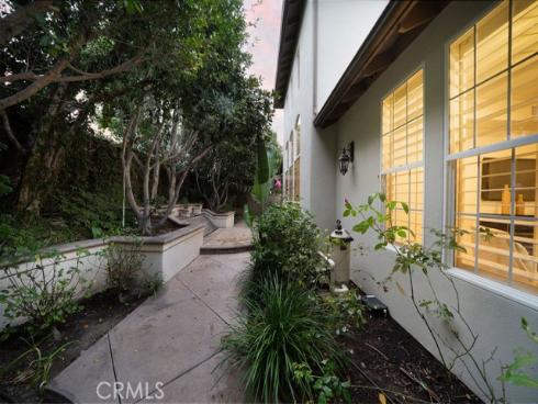 60  New Dawn  , Irvine, CA