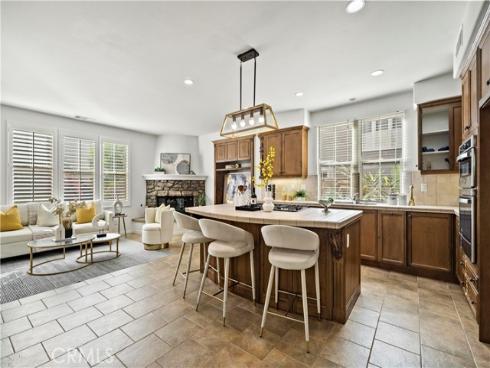 6  Napa  , Irvine, CA