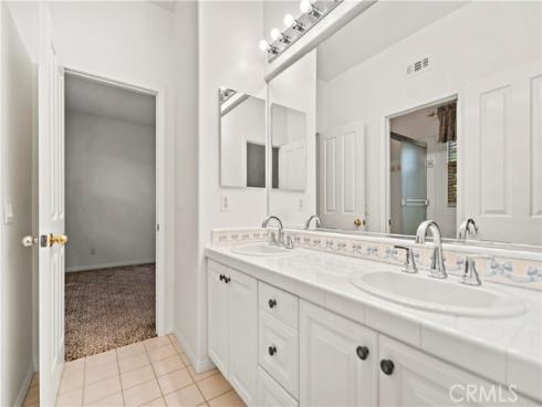 6  Napa  , Irvine, CA