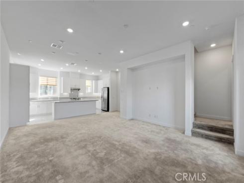 398  Merit  , Irvine, CA