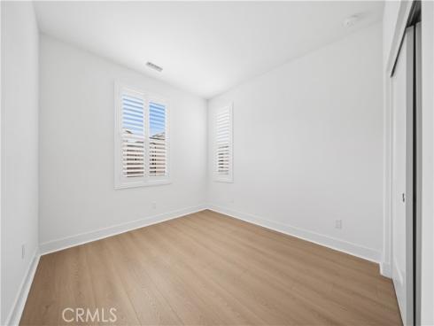 118  Glydon  , Irvine, CA