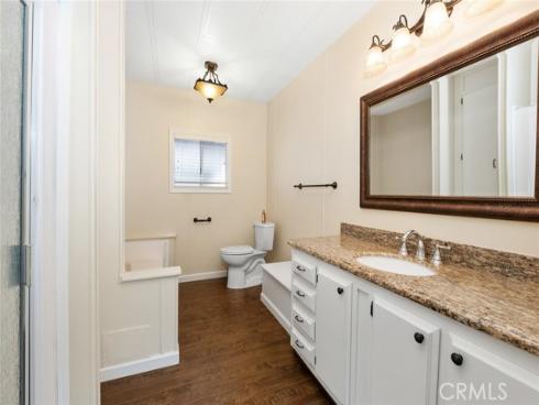 5200  Irvine  131  Boulevard, Irvine, CA