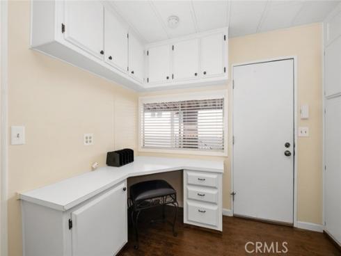 5200  Irvine  131  Boulevard, Irvine, CA