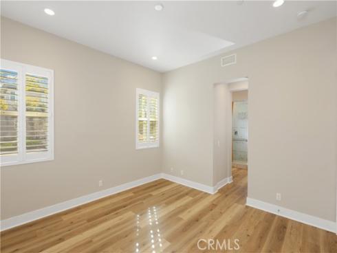 245 Follyhatch , Irvine, CA