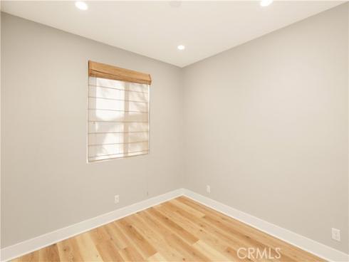 245 Follyhatch , Irvine, CA