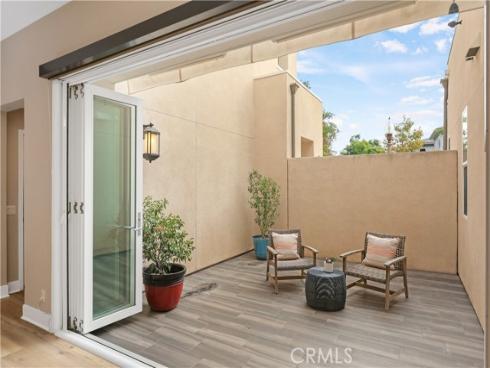 245 Follyhatch , Irvine, CA