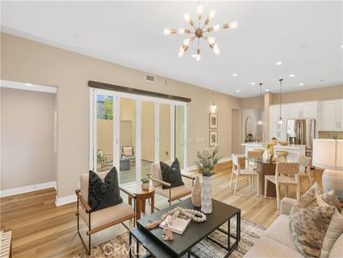 245 Follyhatch , Irvine, CA