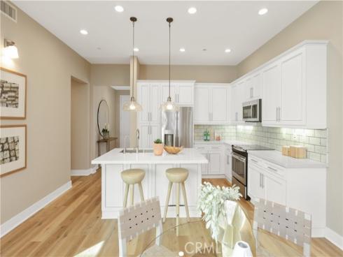 245 Follyhatch , Irvine, CA