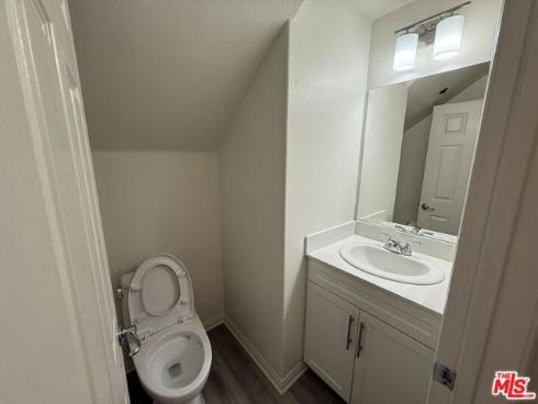 65  Plateau  , Irvine, CA