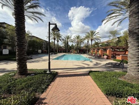 65  Plateau  , Irvine, CA