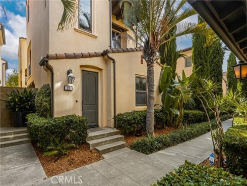 119  Strawberry  , Irvine, CA