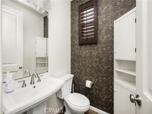 119  Strawberry  , Irvine, CA