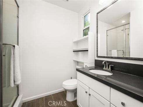 119  Strawberry  , Irvine, CA