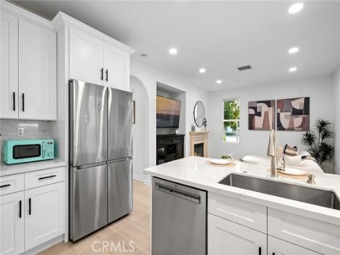 345  Tall Oak  , Irvine, CA