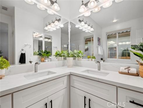 345  Tall Oak  , Irvine, CA