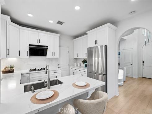 345  Tall Oak  , Irvine, CA