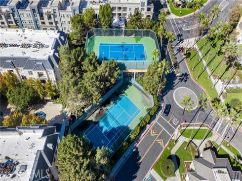 2114 Watermarke , Irvine, CA