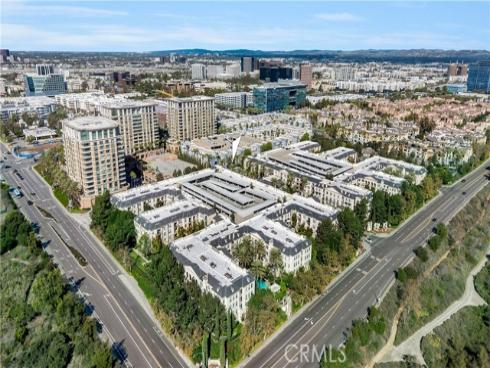 2114 Watermarke , Irvine, CA