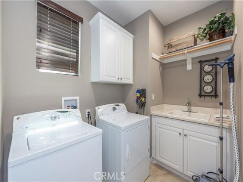 181  Compass  , Irvine, CA