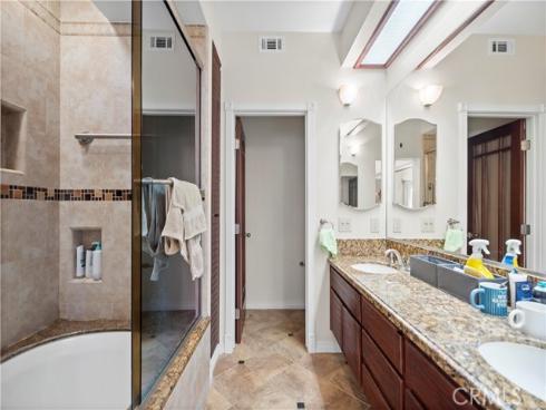 14  Scripps Aisle  , Irvine, CA