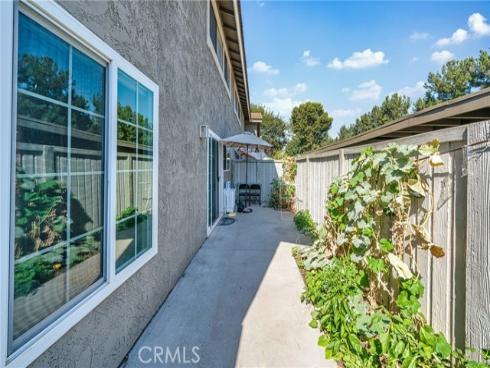 63 Streamwood , Irvine, CA