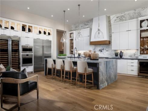 541  Peninsula  , Irvine, CA